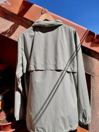 Chaqueta Cortavientos Columbia - Talla L Nuevo