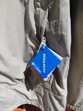 Chaqueta Cortavientos Columbia - Talla L Nuevo