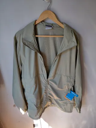 Chaqueta Cortavientos Columbia - Talla L Nuevo