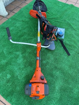 Desbrozadora Husqvarna 555 RXT