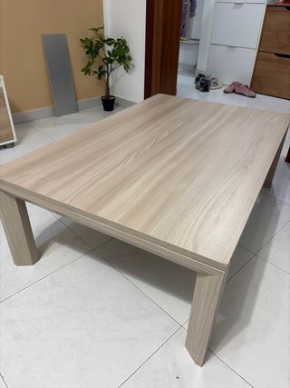 Mesa de centro madera clara