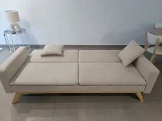Sofá Cama Beige Tela y Madera
