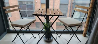 Mesa y 2 Sillas Plegables Madera y Forja