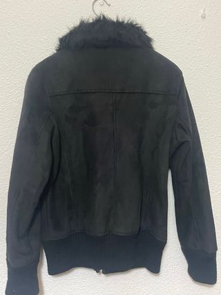 Chaqueta ante y pelo negra