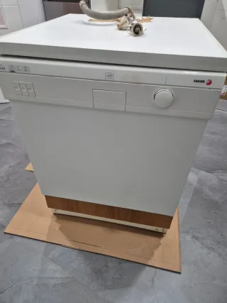 Lavavajillas Fagor LV80EB