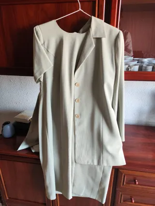 Vestido con chaqueta a juego. T44-El Corte Inglés.