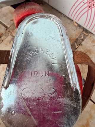 Patines Antiguos con Bolso Cuadros