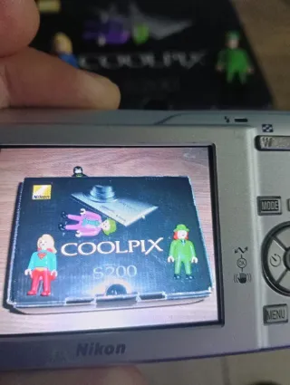 Cámara Digital Nikon COOLPIX S200 Plateado