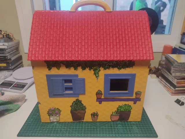 Casa Las Tres Mellizas + Muñecas