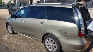 Mitsubishi Grandis 2008