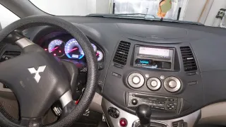 Mitsubishi Grandis 2008