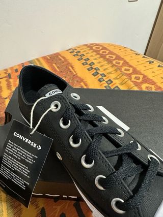 Converse bajas negras