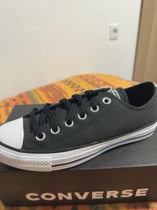 Converse bajas negras