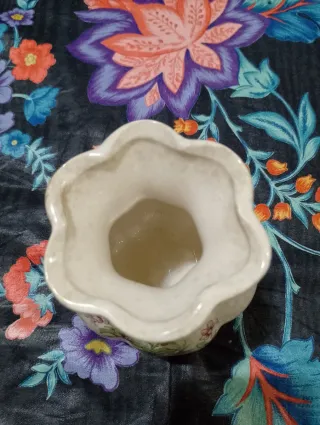 Vaso ceramica decorato fiori