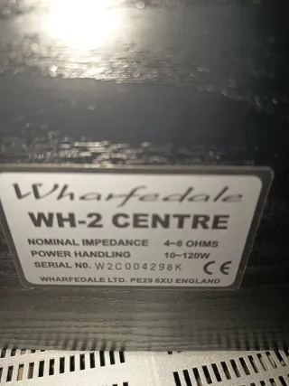 Altavoces Wharfedale Negros y Plateados WH-2