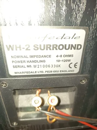 Altavoces Wharfedale Negros y Plateados WH-2