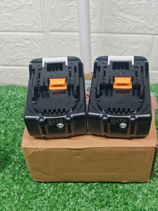 2 Baterías 18V 8.0Ah Litio