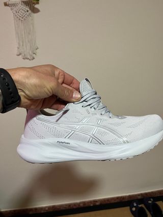 Zapatillas Asics Gel Pulse 16 Gris/Blanco