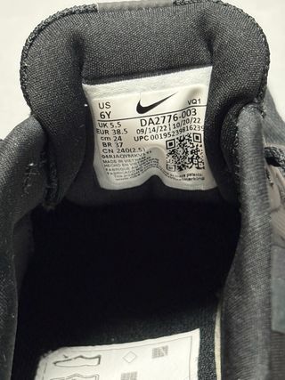 Zapatillas Nike Negras y Blancas