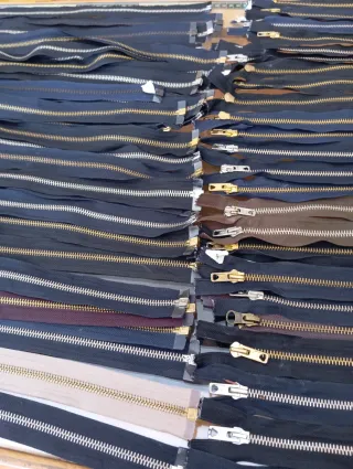 Cremalleras metálicas separador