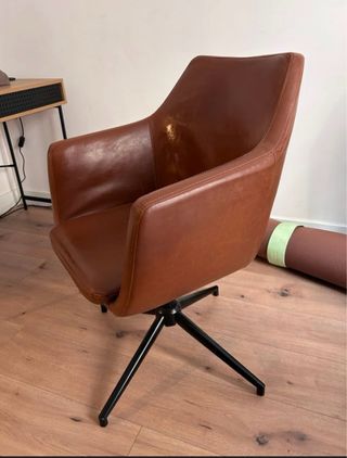 Silla giratoria Westwing cuero