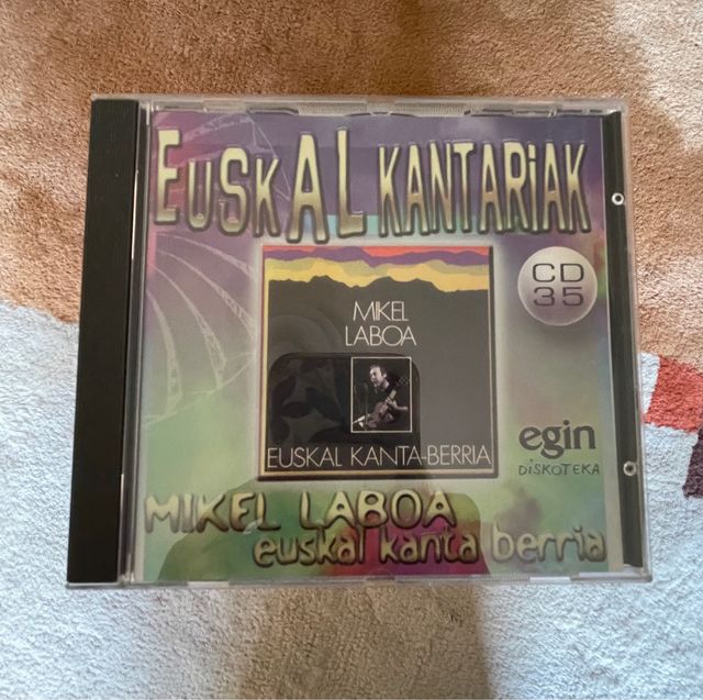 Colección Euskal Kantariak 30 CDs + Libro