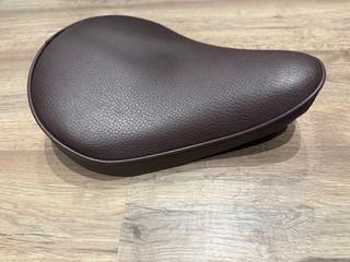 Asiento Harley Davidson Marrón