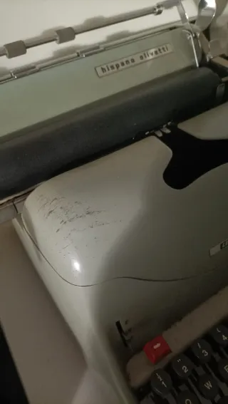 Máquina de escribir Hispano Olivetti Lexicon 80