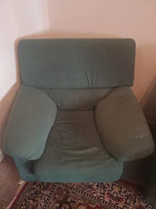 Sofá 2 plazas y 2 sillones.