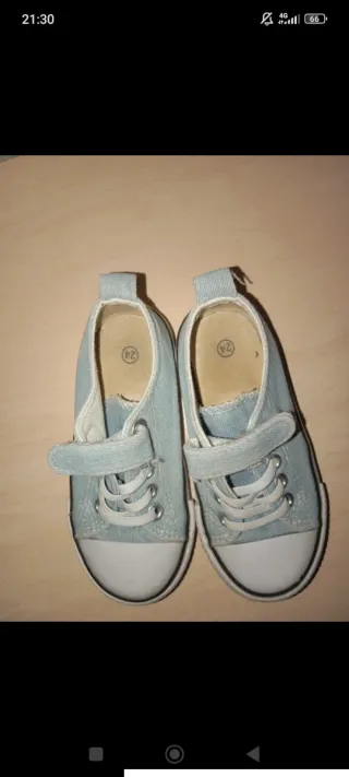 Zapatillas deportivas talla 24