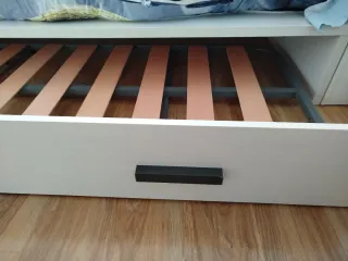 Armario ropero esquinero y cama de 200x90cm