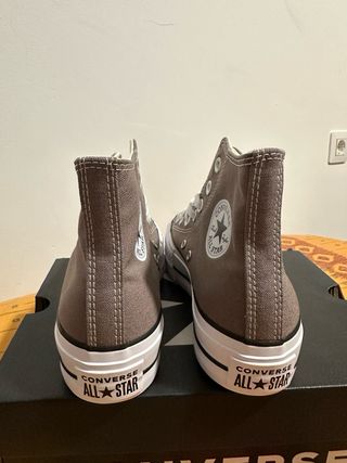 Converse plataforma marrones