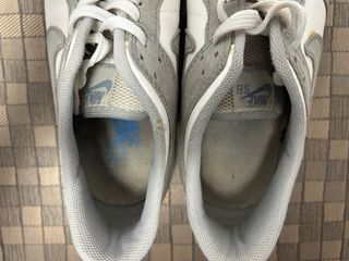 Zapatillas Nike Retro Grises y Blancas