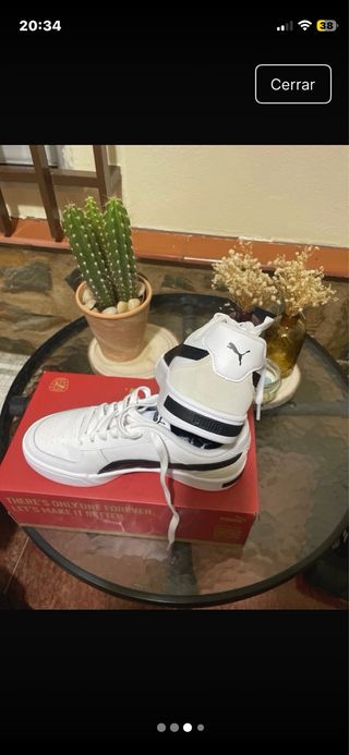 Zapatillas Puma Blancas y Negras