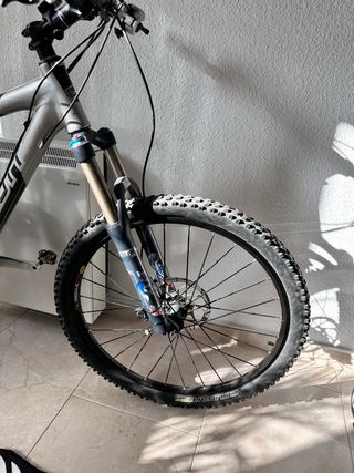 Bicicleta Scott Genius MC