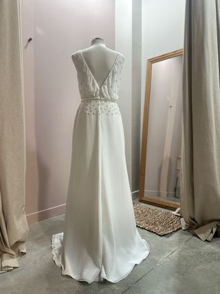 Vestido de novia Aire Rosa Clará con Pedrería