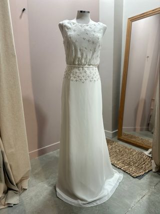 Vestido de novia Aire Rosa Clará con Pedrería