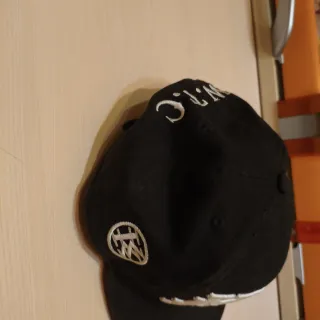 Cappello New Era Nero con Logo Bianco