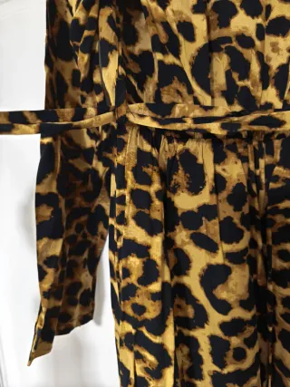 Vestido largo estampado animal print