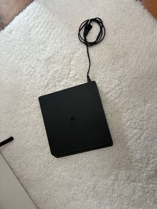 Consola Sony PS4 Negra