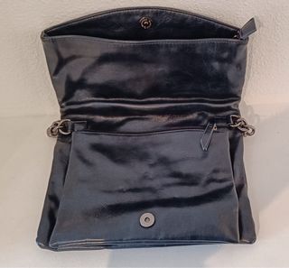 Bolso piel negro con tachuelas