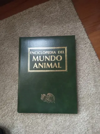 Enciclopedias variadas. 43 tomos