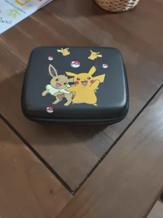 Estuche Pokémon Pikachu Eevee