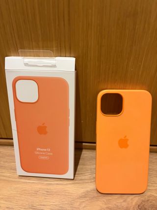Funda iPhone 13 Silicona Naranja MagSafe