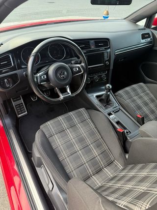 Volkswagen Golf GTD 184cv