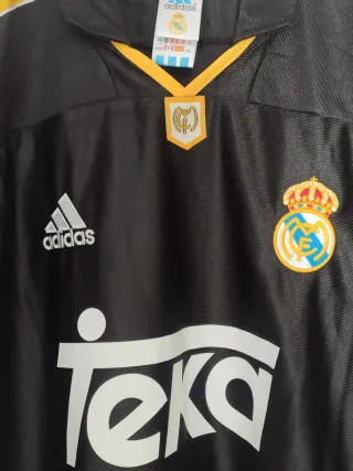 Camiseta fútbol retro Real Madrid. Raúl 7. XL