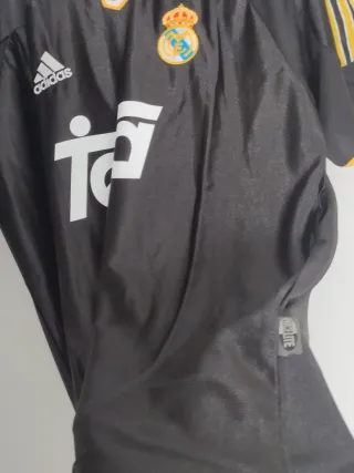 Camiseta fútbol retro Real Madrid. Raúl 7. XL