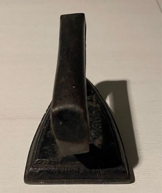 Plancha antigua de hierro