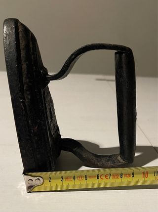 Plancha antigua de hierro