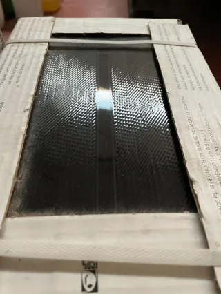 Azulejos negros brillo con relieve 7 cajas y media